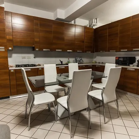 Federico House * Bolonia